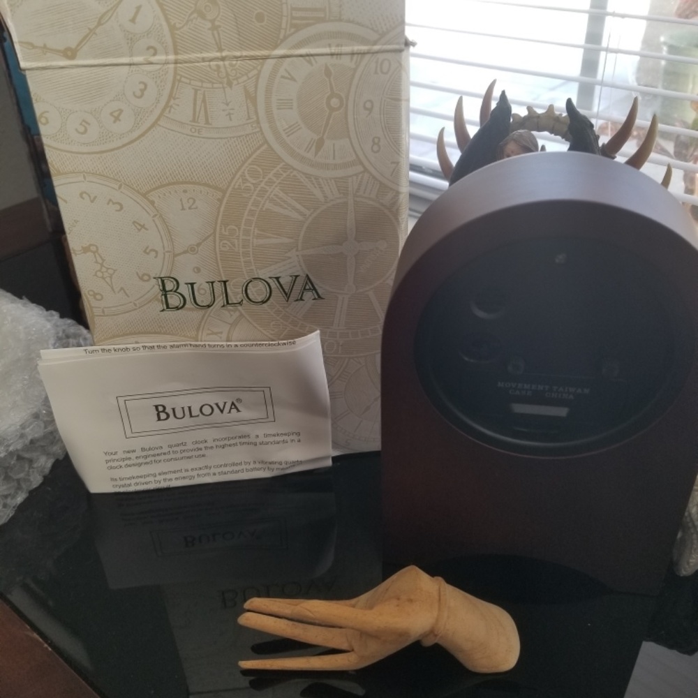 Bulova Desk Clock - Picture 2 of 2